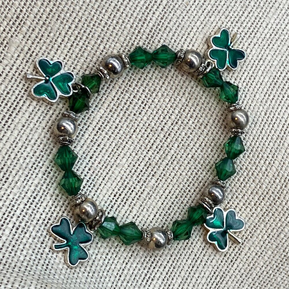 St Patricks Day Irish Bracelet 7 In Green Silver Stretch 4 Shamrock Charms Lucky